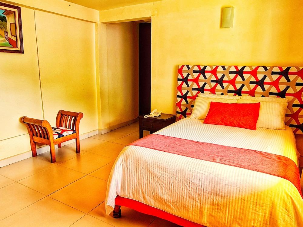 Hotel Jardines Del Carmen San Cristóbal de Las Casas Kültér fotó